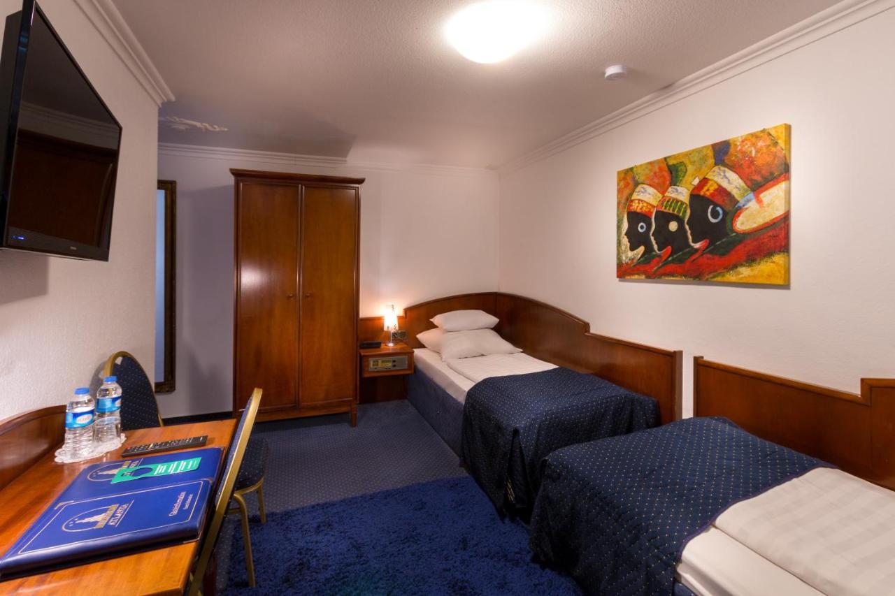 Hotel Atlanta 2*